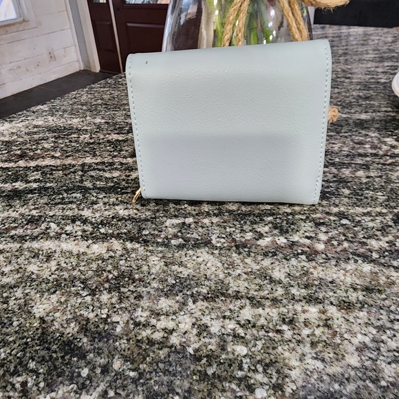 Modern Rabbit Light Blue Tri-fold Wallet - Picture 5 of 6